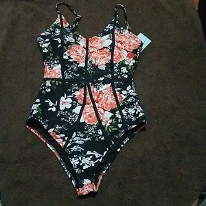 HIDDEN FRAGRANCE PRINT ONE-PIECE SWIMSUIT